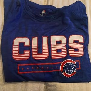 Chicago cubs short sleeve shirt